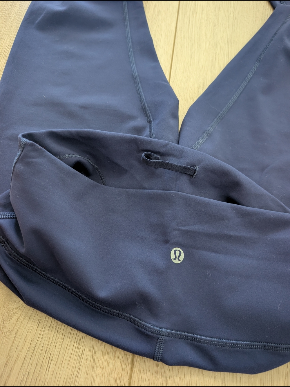 lululemon Winder Under 25" Leggings | Night Sea Color | Size 8 - Picture 9 of 11